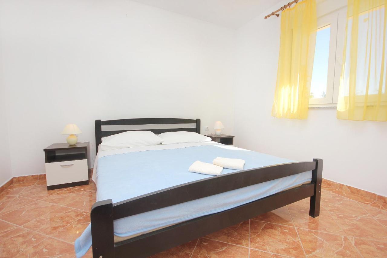 Apartments By The Sea Vlasici, Pag - 9324 Esterno foto