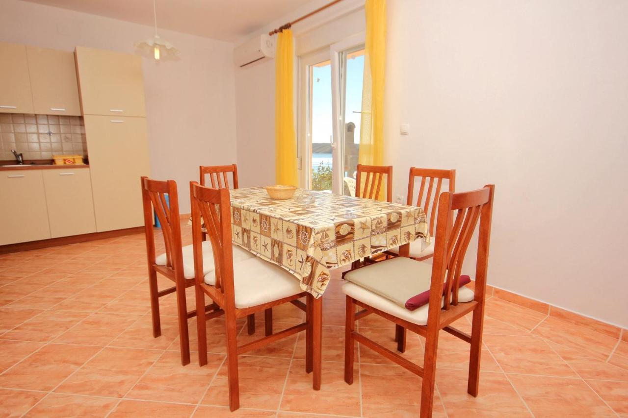 Apartments By The Sea Vlasici, Pag - 9324 Esterno foto